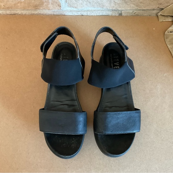 Steven Natural Comfort Kylie Black Sandals - Picture 5 of 11